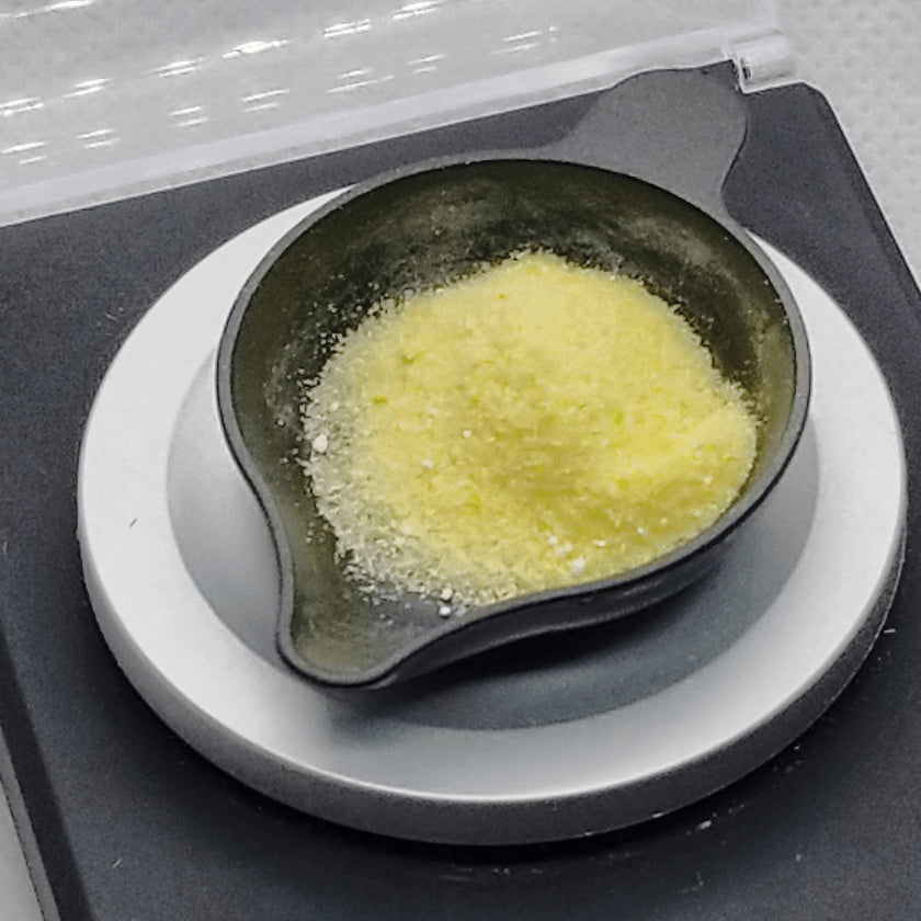 General Trio Powder combining kanamycin, metronidazole, and nitrofurazone for broad spectrum treatment of bacterial and protozoan infections in aquarium fish